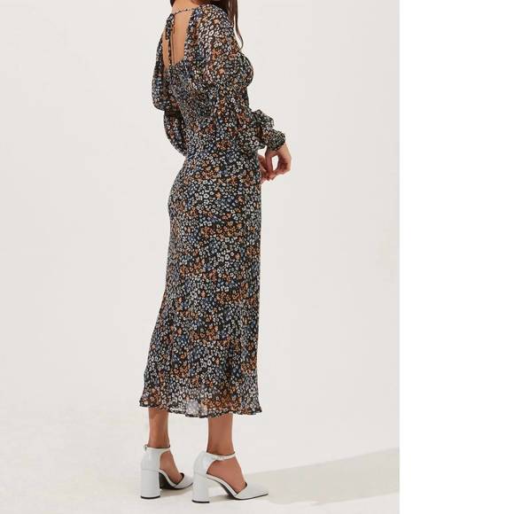 Nwt astr salinas floral long sleeve midi dress in black multicolor ditzy - Picture 2 of 2